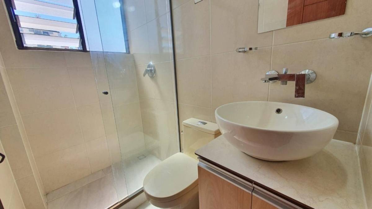 Departamento en AlquilerOBRAJES Y AV. COSTANERA 2 dormitorios 2 baños 1 parqueos Foto 12