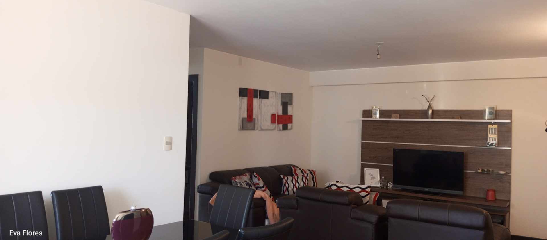 Departamento en VentaDepartamento cerca de la plaza Avaroa, Sánchez Lima (cerca del supermercado Fidalga) Foto 12