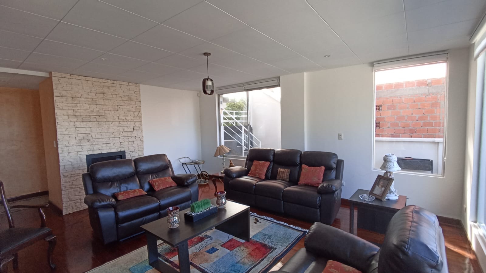 Casa en VentaAchumani 4 dormitorios 4 baños 2 parqueos Foto 6