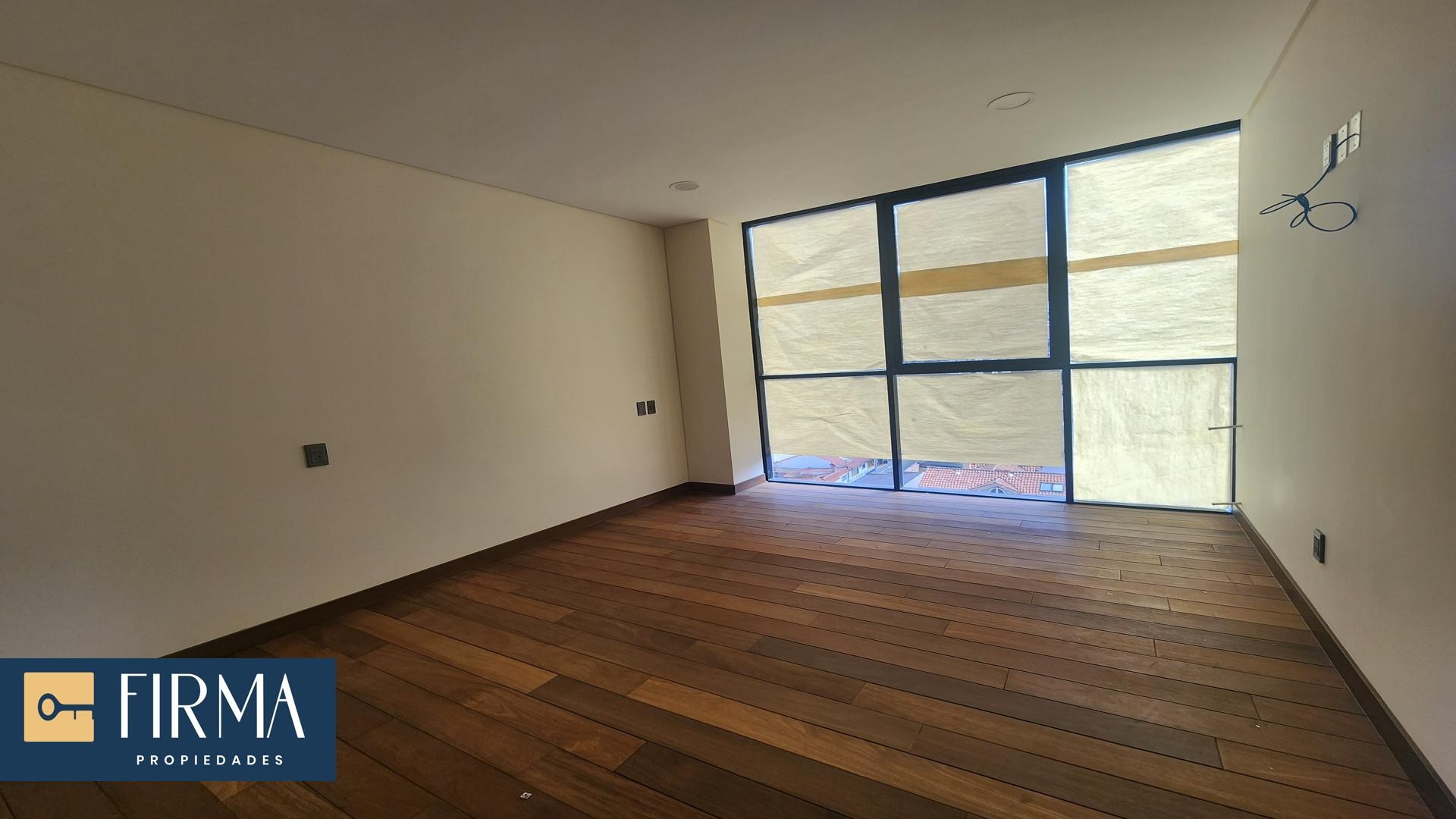 Departamento en VentaDEPARTAMENTO DUPLEX EN VENTA A ESTRENAR CON TERRAZA PRIVADA EN OBRAJES 4 dormitorios 5 baños 1 parqueos Foto 8