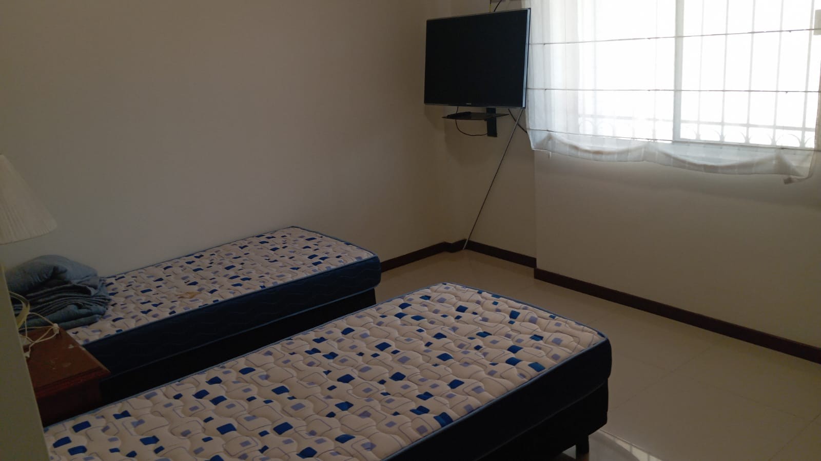 Departamento Zona Sur, cerca  de la Avenida  del Ejercito Foto 8