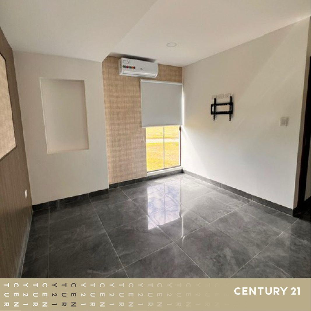 En Venta a $us 240,000 Foto 8