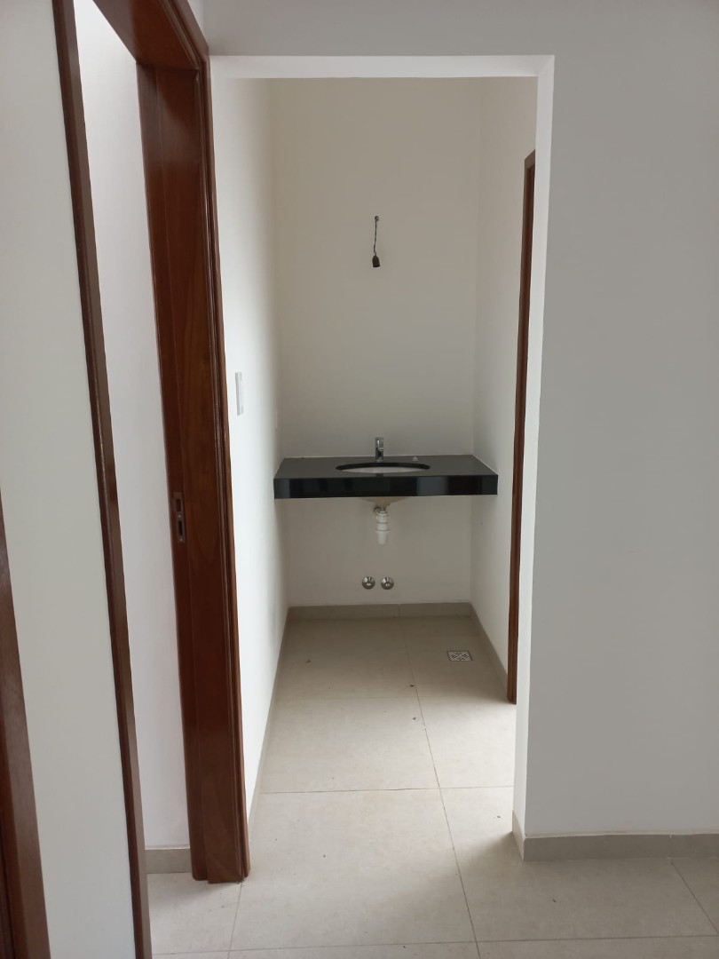 Casa en Entre 8vo y 9no anillo Norte en Santa Cruz de la Sierra 3 dormitorios 7 baños 2 parqueos Foto 19