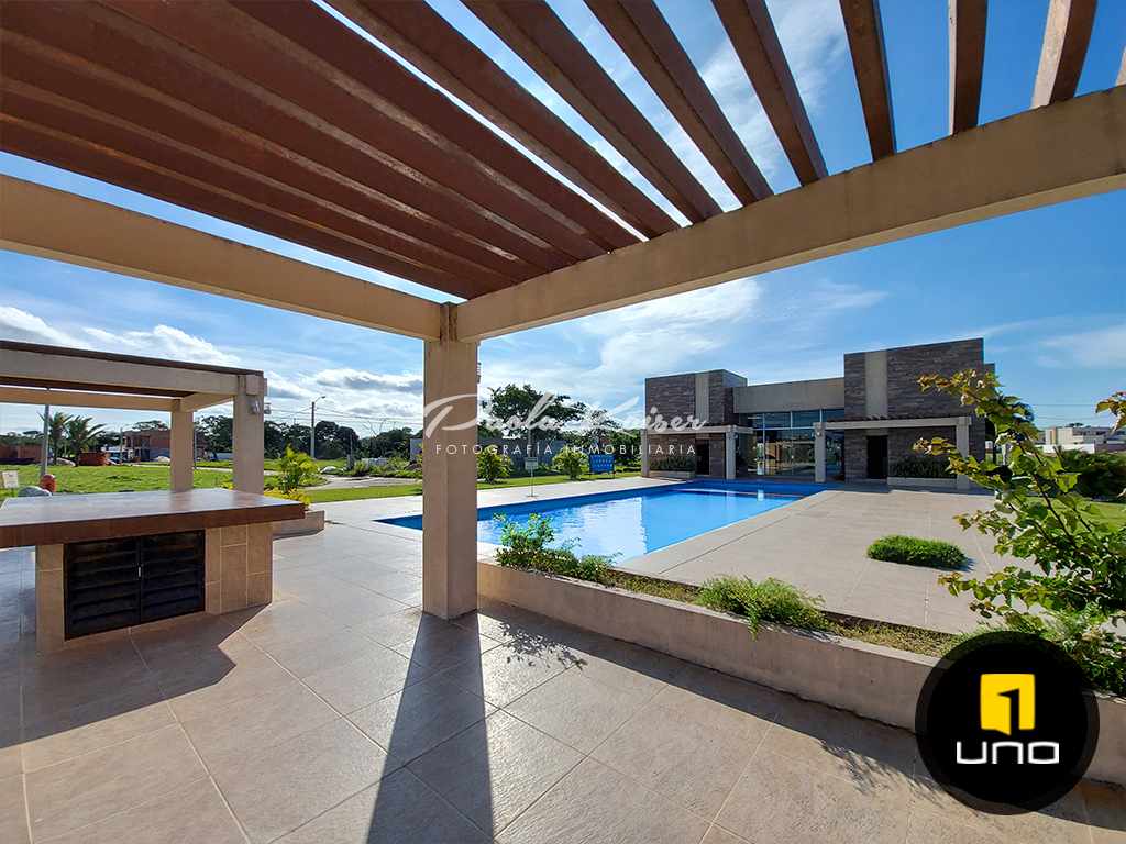 Casa en Urubó en Santa Cruz de la Sierra 3 dormitorios 4 baños 6 parqueos Foto 7