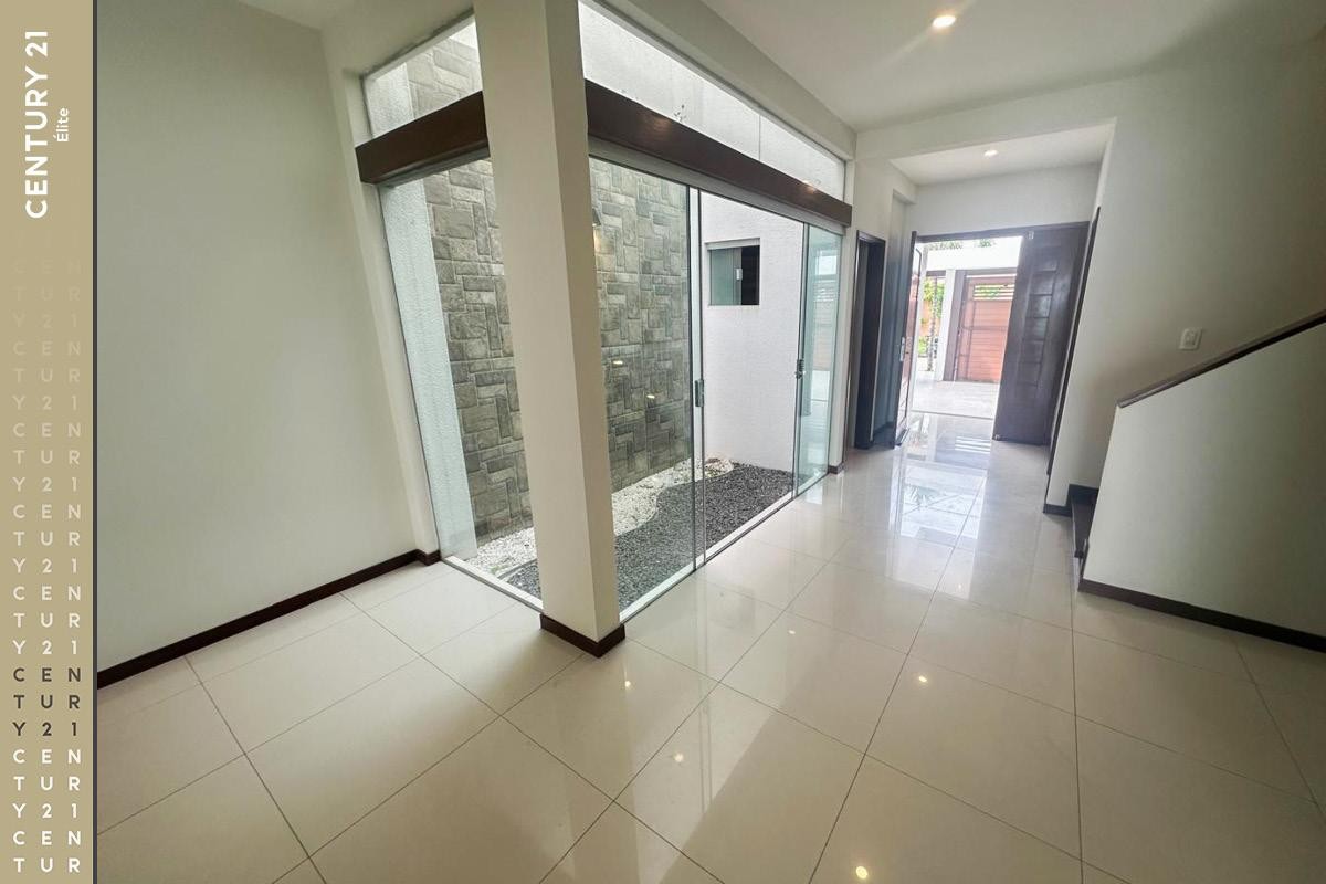 Casa en AlquilerCASA EN ALQUILER AV. ALEMANA Foto 17
