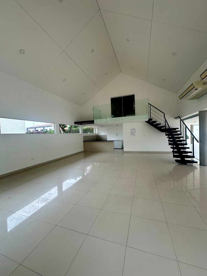 Casa en Entre 5to y 6to anillo Oeste en Santa Cruz de la Sierra 3 dormitorios 3 baños 2 parqueos Foto 17