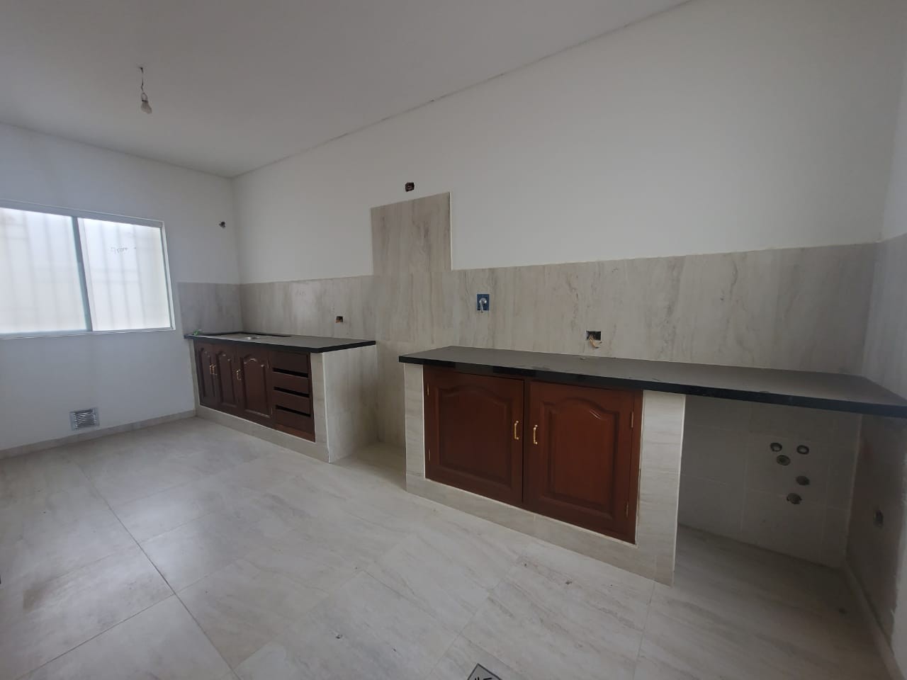 Casa en VentaAv. Las Américas Casa en venta o alquiler Foto 15