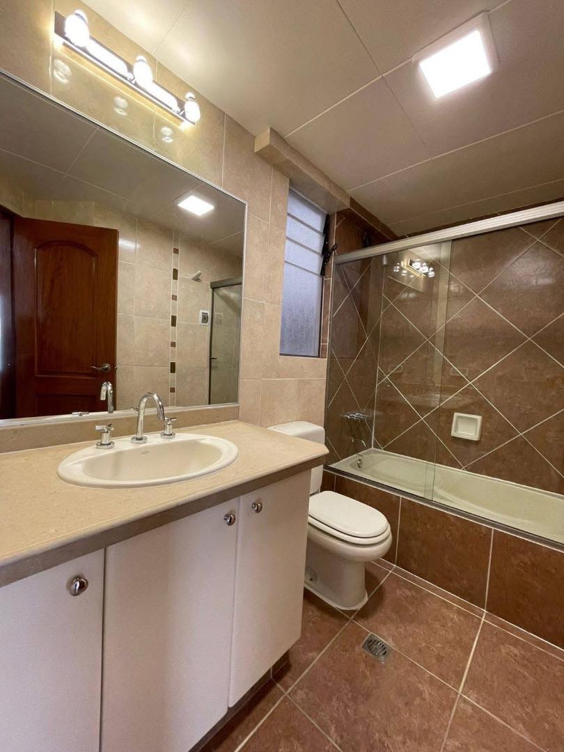 En Alquiler a Bs 5,600 Foto 15