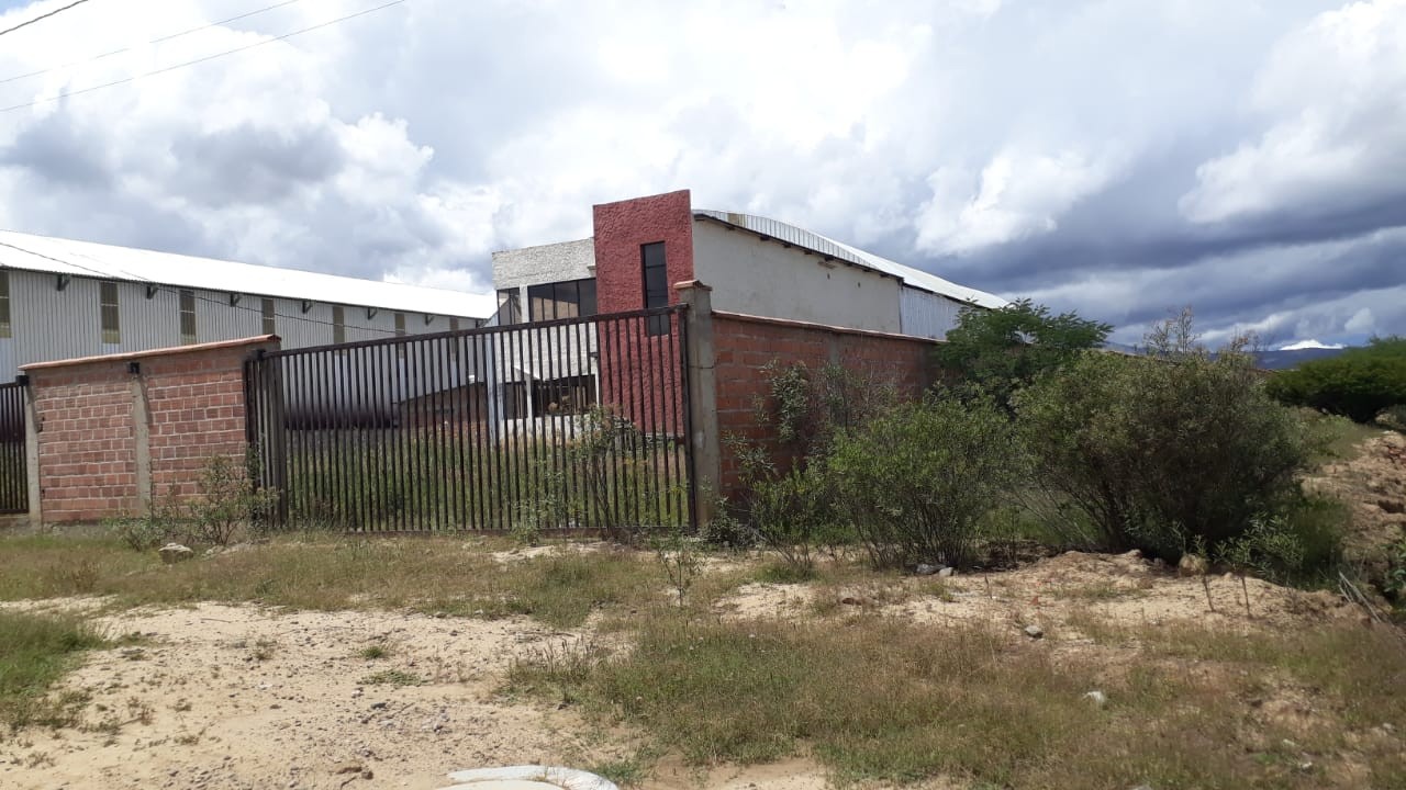 Galpón Parque industrial, municipio de Santiváñez - Capinota Foto 1