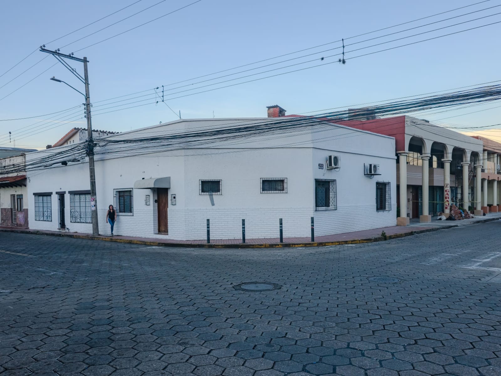Casa en Centro en Santa Cruz de la Sierra 5 dormitorios 2 baños  Foto 8