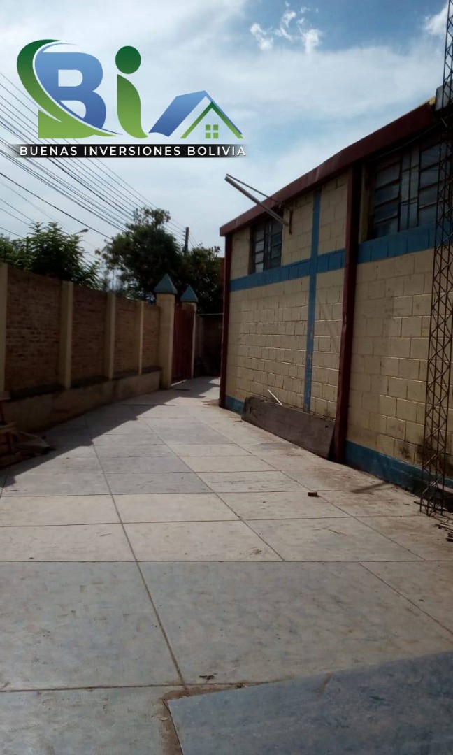 Galpón $us.455.000.- GALPON + DEPOSITO + VIVIENDA 961M2 AV. CAPITAN USTARIZ Foto 6