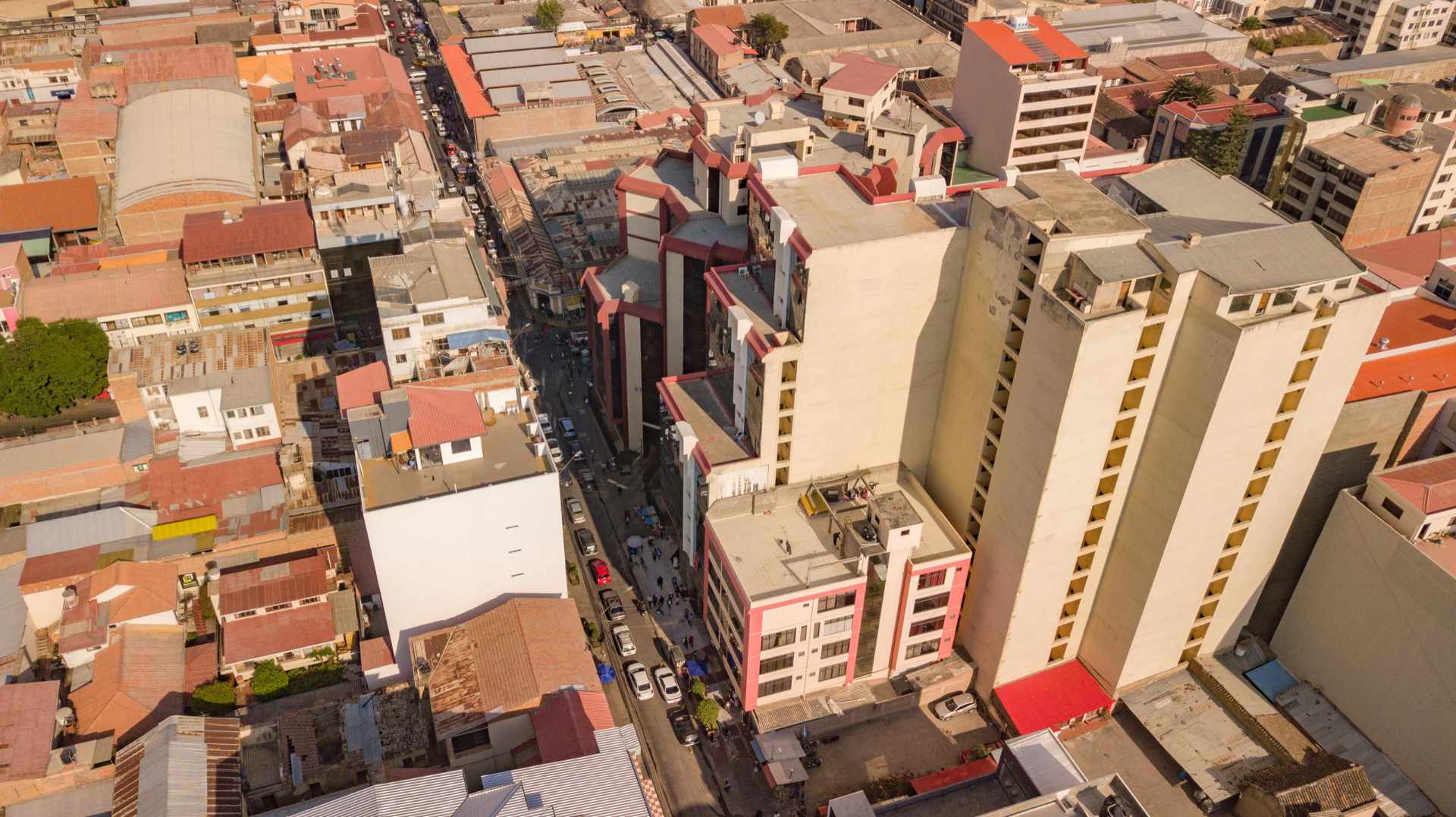 Oficina en VentaJordán esq. San Martin - Pinto Palace  Foto 3