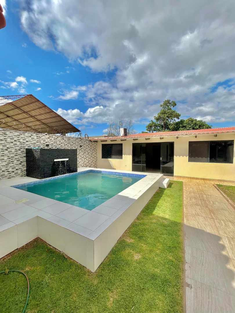 Casa en VentaSATELITE NORTE, A 1 MIN DE LA CARRETERA AL NORTE Foto 11