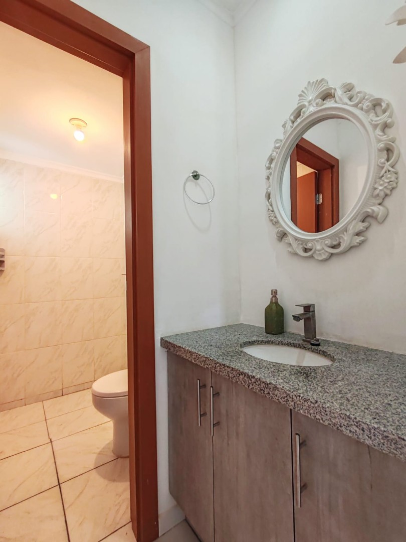 Casa en Carretera Norte en Santa Cruz de la Sierra 3 dormitorios 3 baños 2 parqueos Foto 8