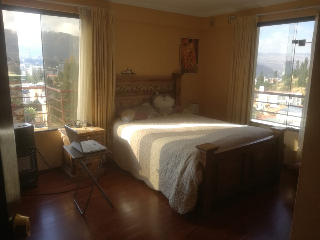 Departamento en Achumani en La Paz 5 dormitorios 5 baños 1 parqueos Foto 19