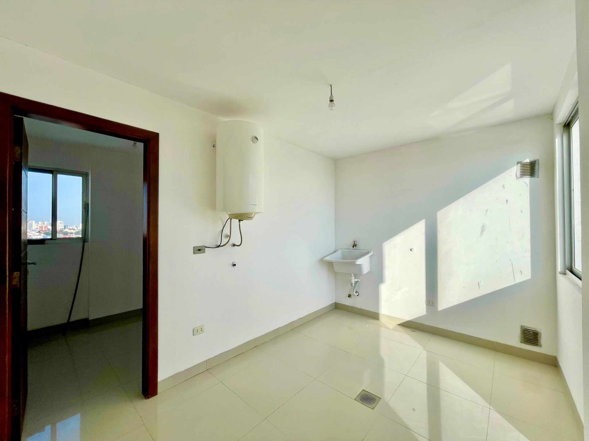 Departamento Alquiler URBARÍ Y 2DO ANILLO.DPTO  2 Hab. EN ALQUILER! Foto 4