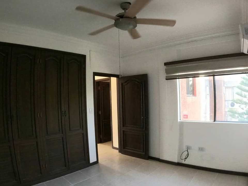 Departamento en VentaCondominio LA SIERRA ‼️ ZONA NORTE -–7mo. ANILLO 3 dormitorios 3 baños 1 parqueos Foto 3