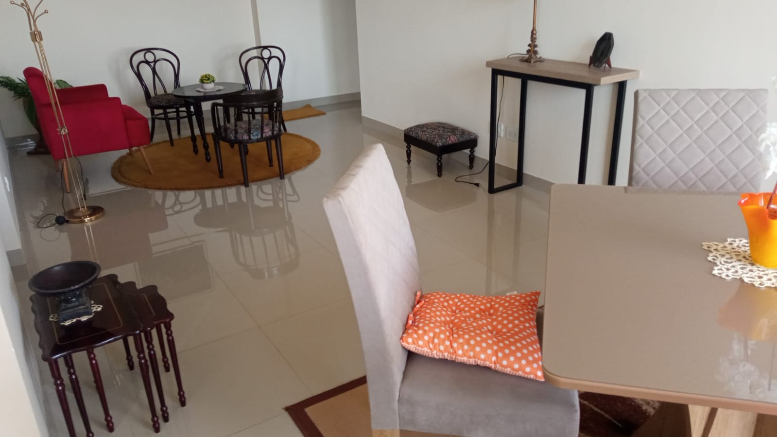 Departamento en Entre 1er y 2do anillo Sur en Santa Cruz de la Sierra 2 dormitorios 2 baños 1 parqueos Foto 19