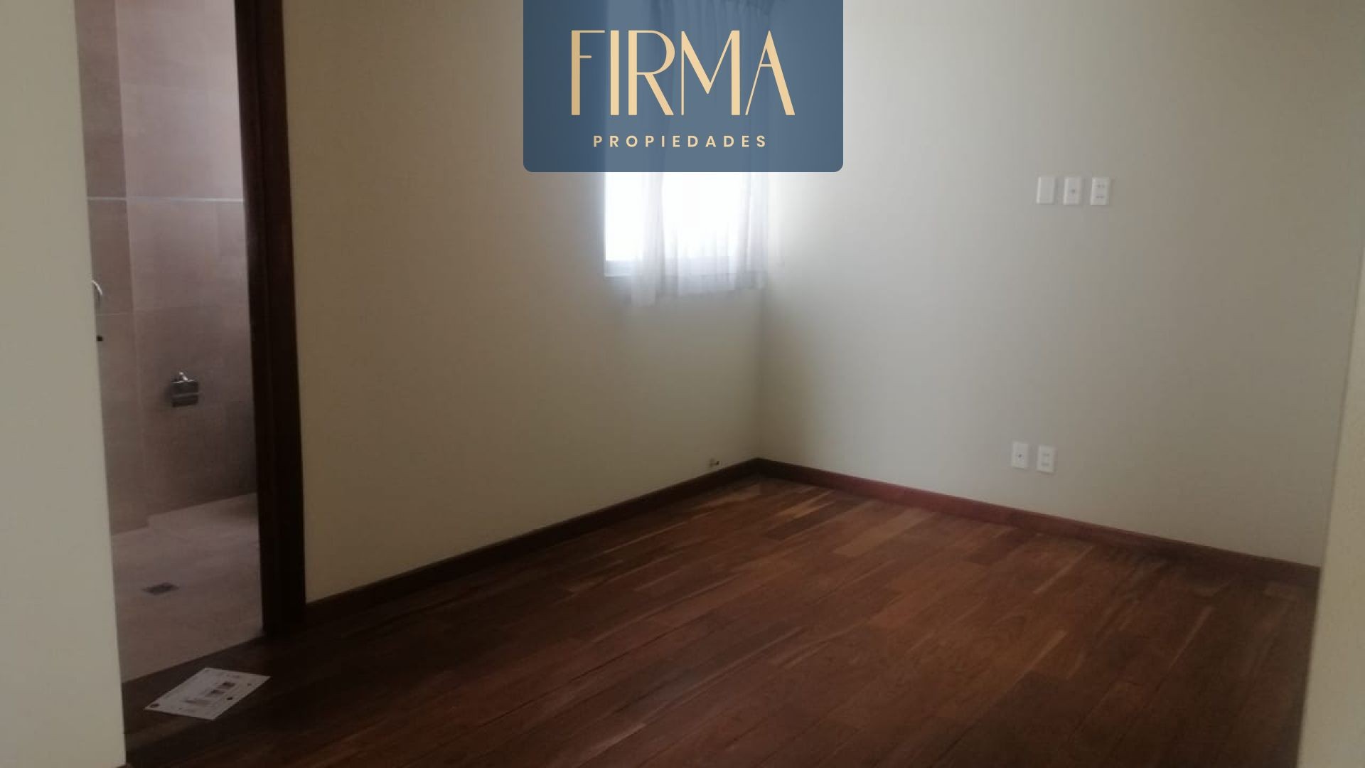 En Alquiler a $us 650 Foto 5