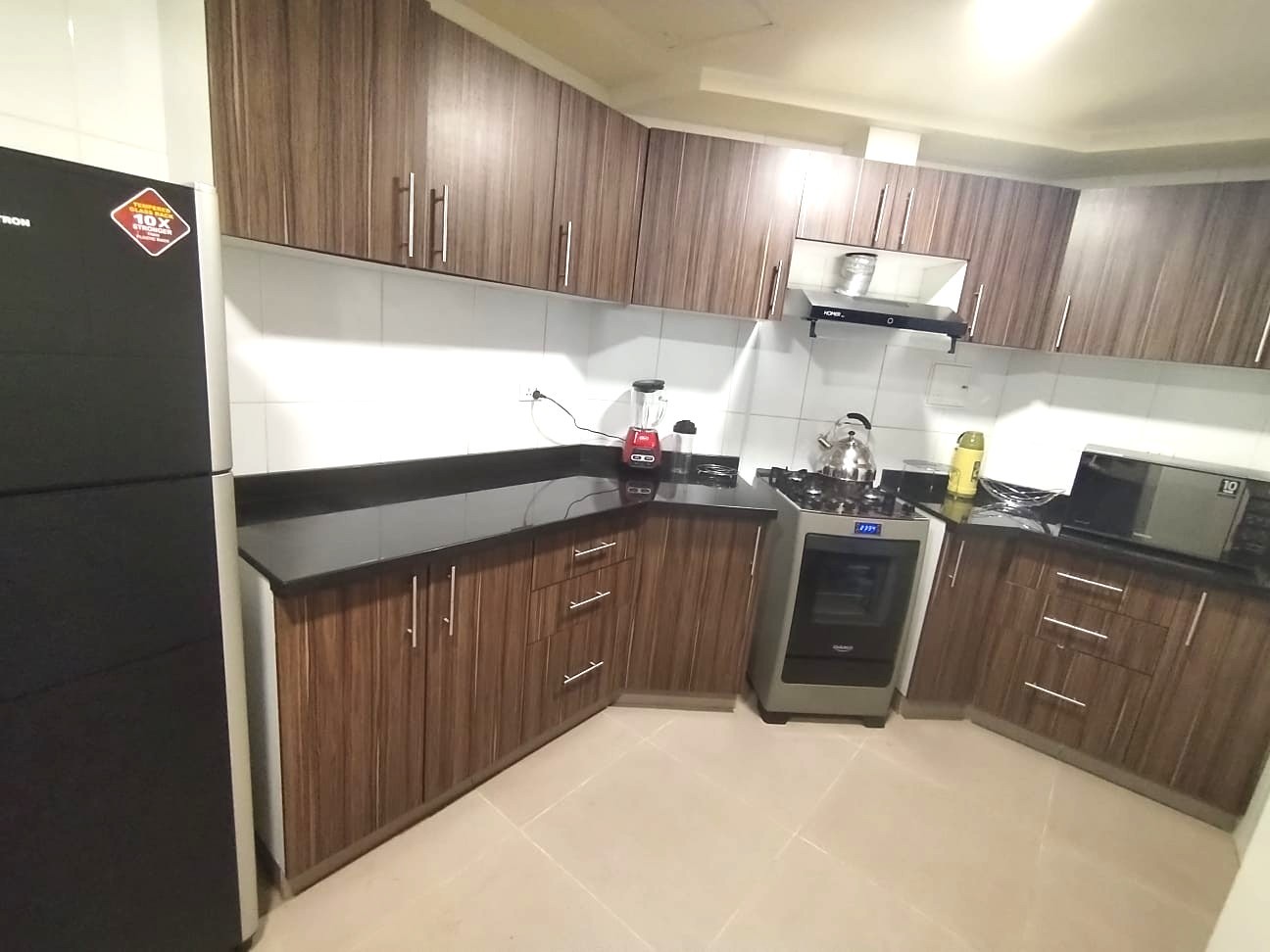 Departamento en AlquilerAVENIDA ARCE   -    LA PAZ  3 dormitorios 4 baños 1 parqueos Foto 4