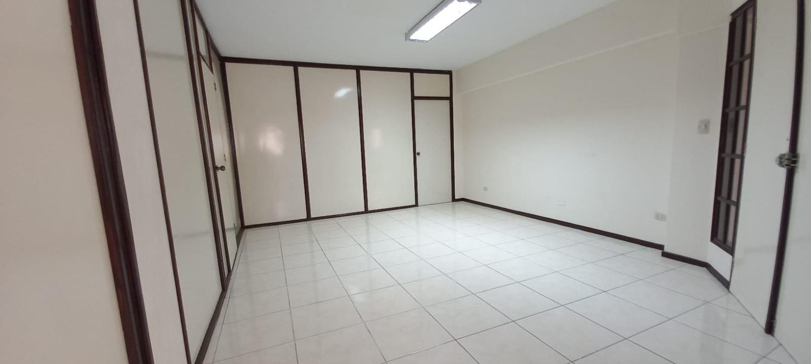 Oficina en VentaAv. San Martin casi Calama Foto 5