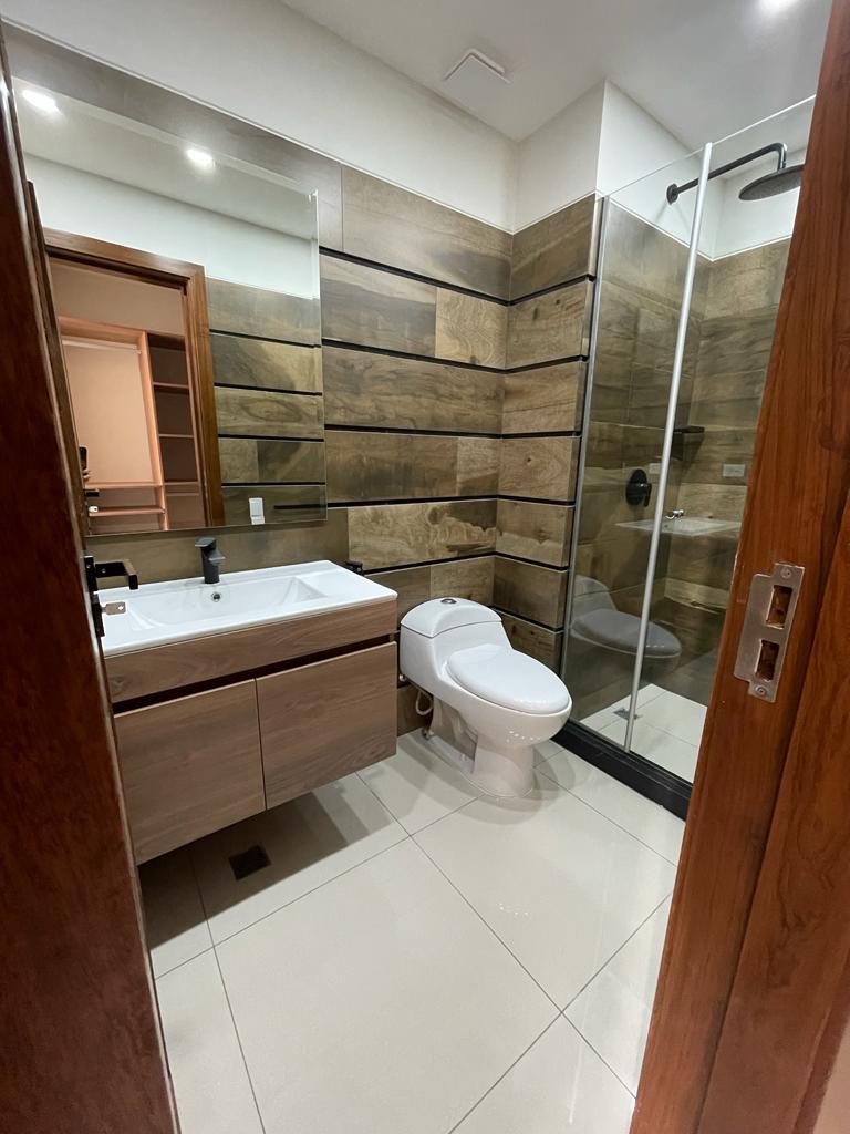 Departamento Equipetrol, diagonal Manzana 40 Foto 7