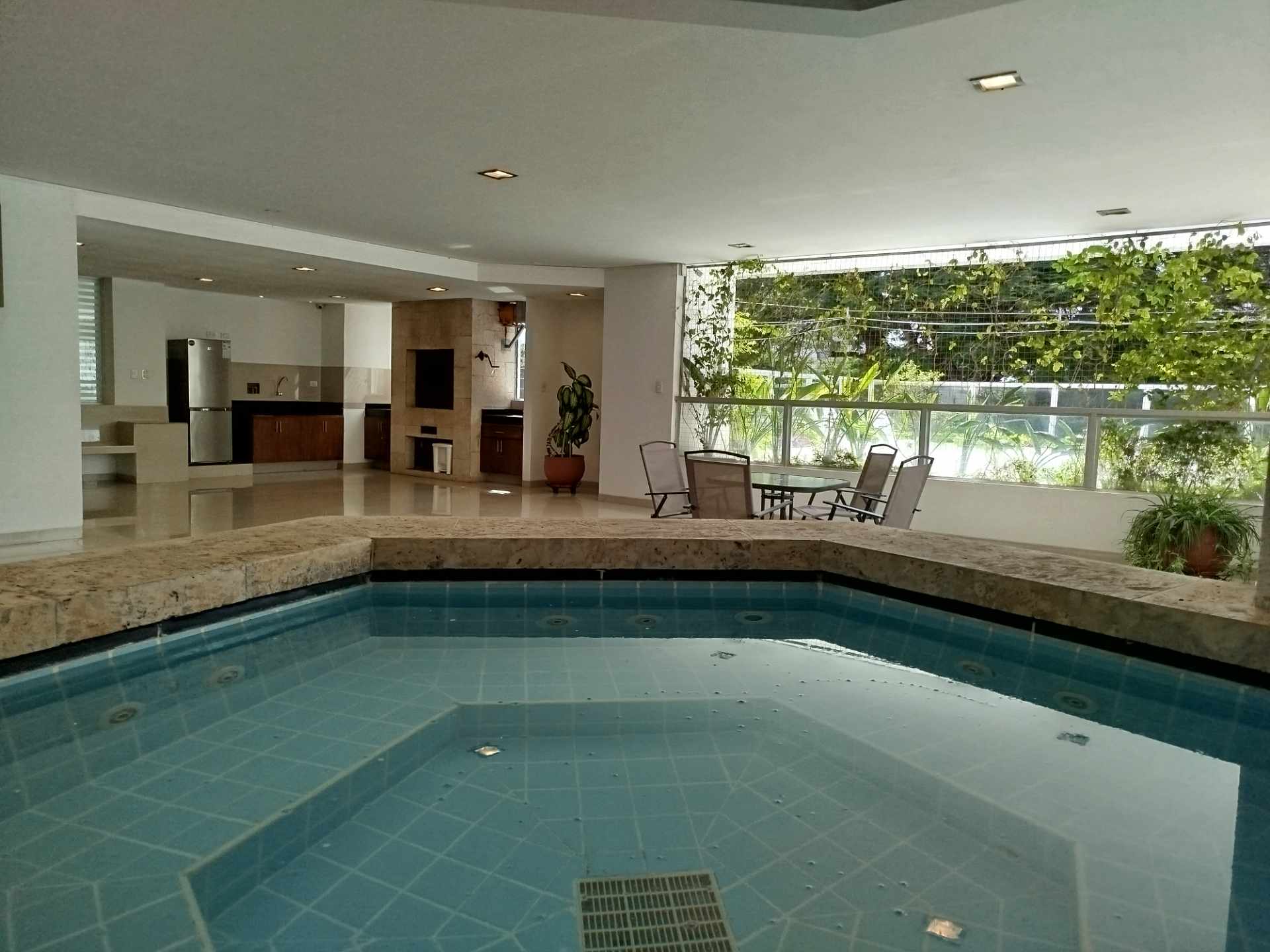 Departamento en Alquiler[CONDOMINIO FINOT| EQUIPETROL] ALQUILER AMPLIO DEPARTAMENTO 2 SUITES SIN MUEBLES CON BALCON PET FFRIENDLY Foto 12