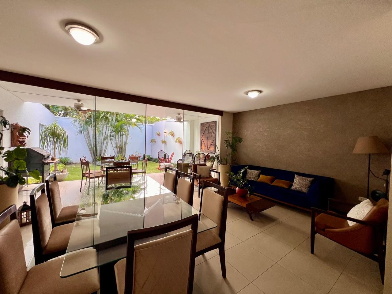 Casa CONDOMINIO COSTA BLANCA III
HERMOSA CASA EN ALQUILER DE 1 PLANTA 
LA MEJOR UBICACION DE SANTA CRUZ!!! Foto 6