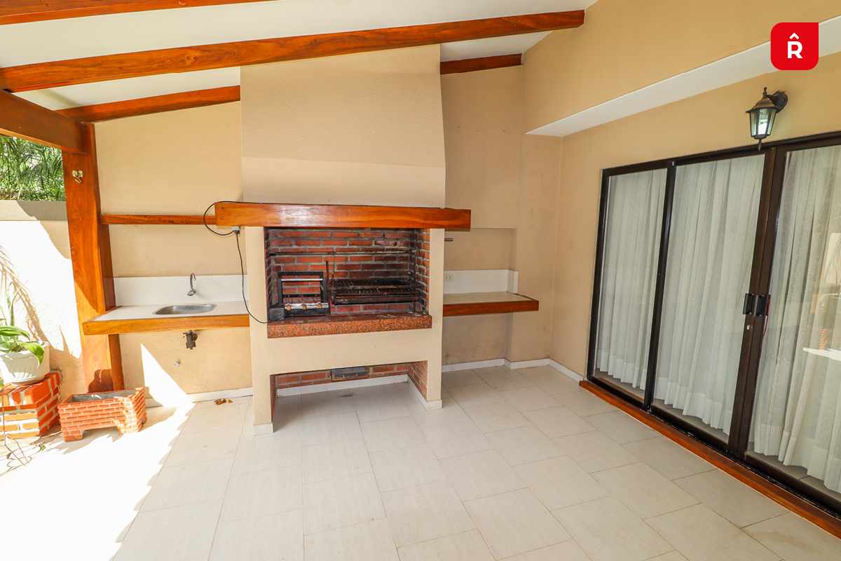 En Alquiler a $us 850 Foto 7