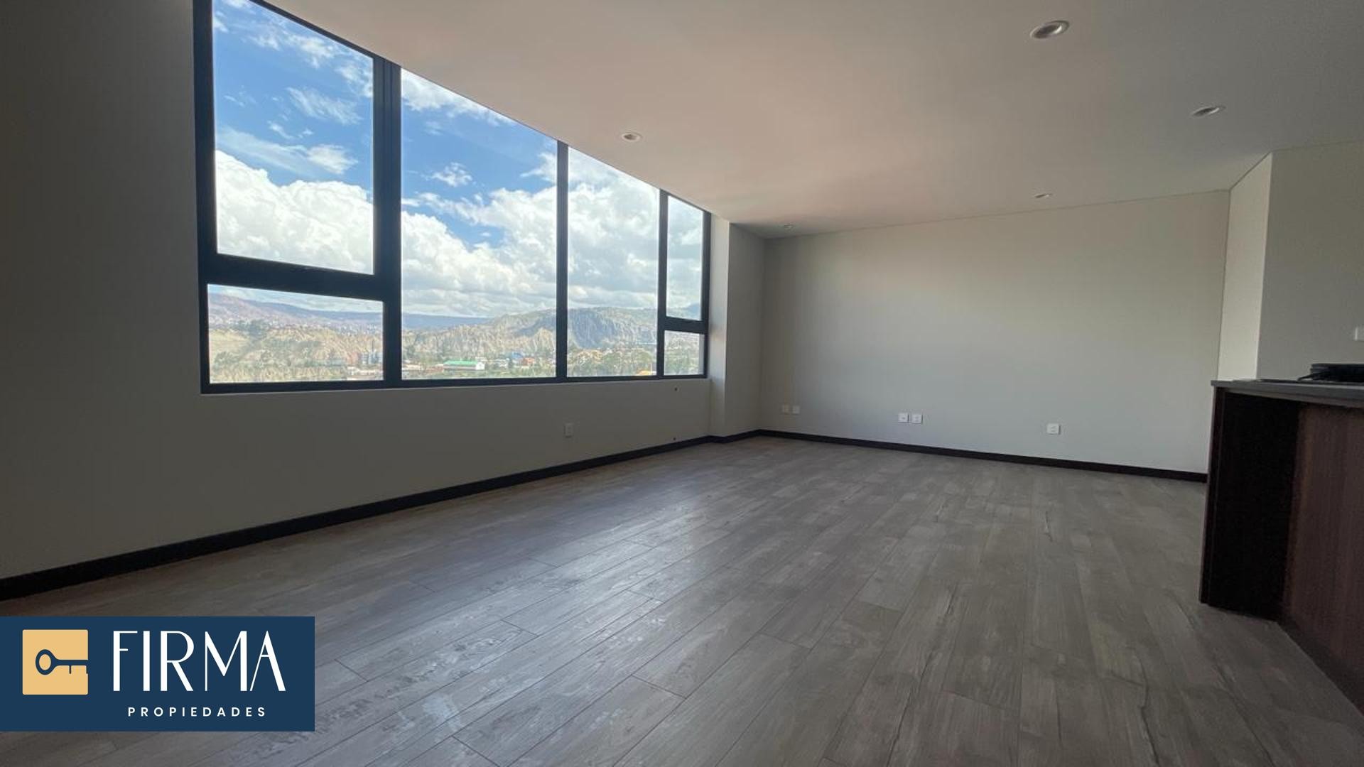 Departamento en AlquilerDEPARTAMENTO EN ALQUILER, CALACOTO 2 dormitorios 2 baños 1 parqueos Foto 13