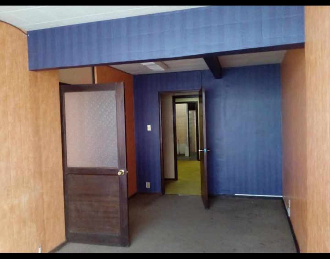 Oficina en AlquilerAvenida Camacho, esquina Colón 3 dormitorios 1 baños  Foto 3