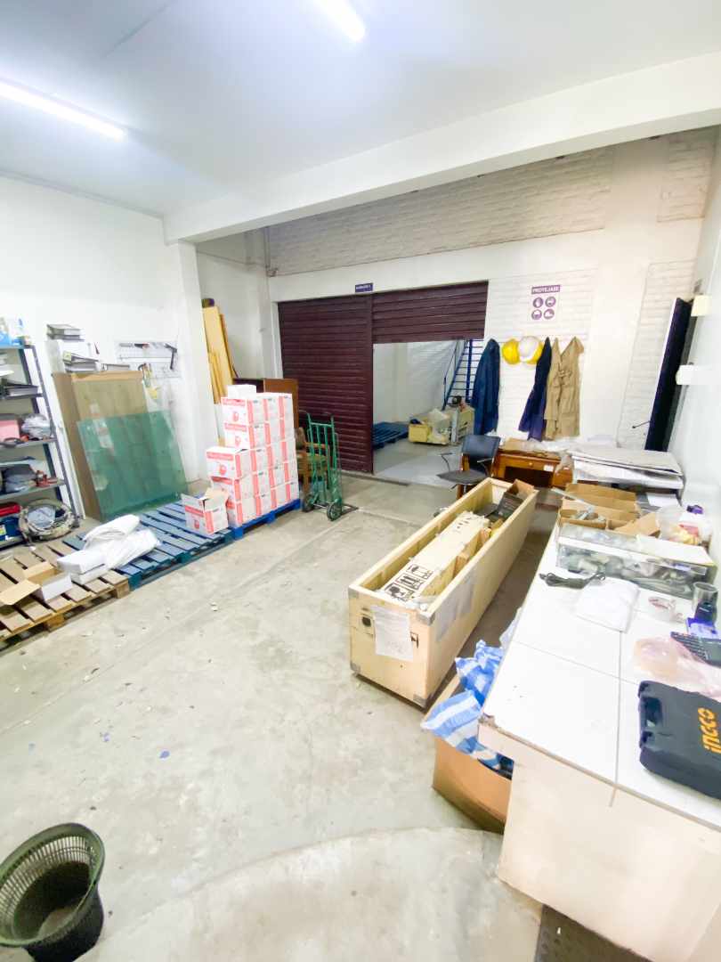 Galpón en Entre 1er y 2do anillo Este en Santa Cruz de la Sierra    Foto 14