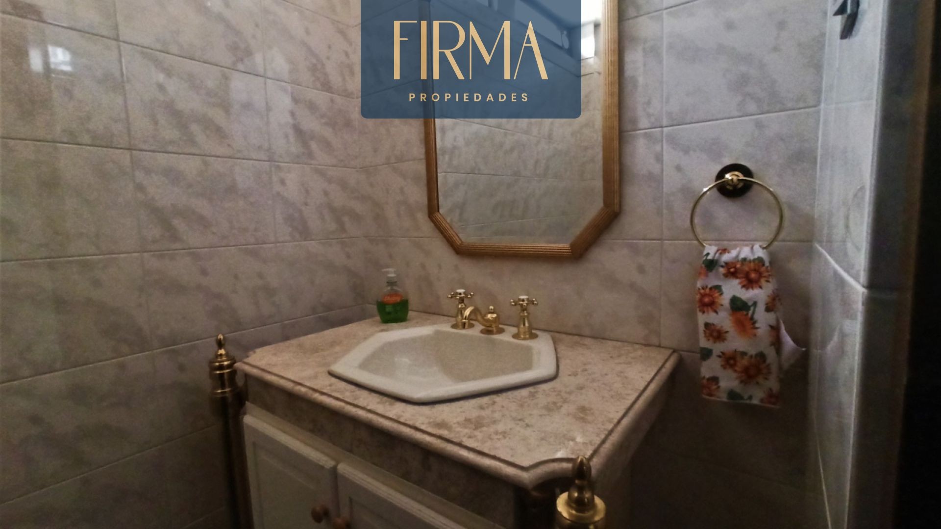 Casa en Calacoto en La Paz 4 dormitorios 5 baños 3 parqueos Foto 22