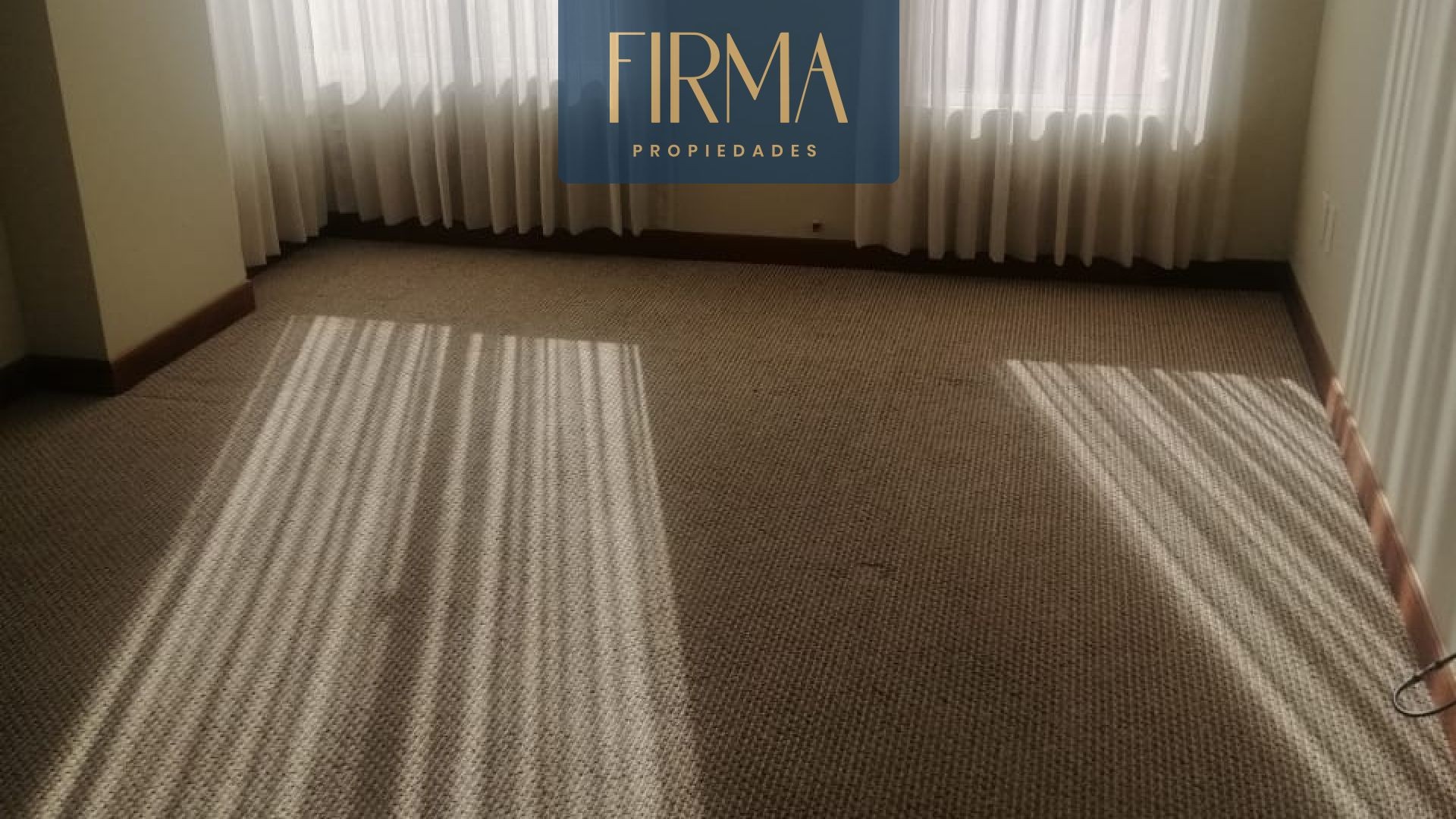 En Alquiler a $us 650 Foto 2