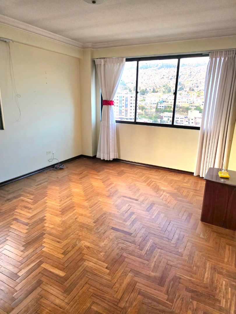 Departamento DEPARTAMENTO EN ALQUILER AV. ARCE - SIN MUEBLES Foto 10