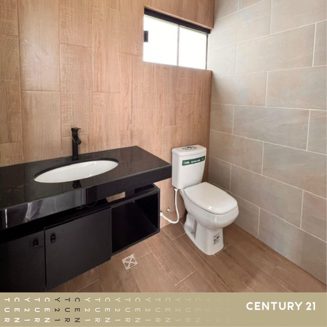 En Venta a $us 240,000 Foto 3