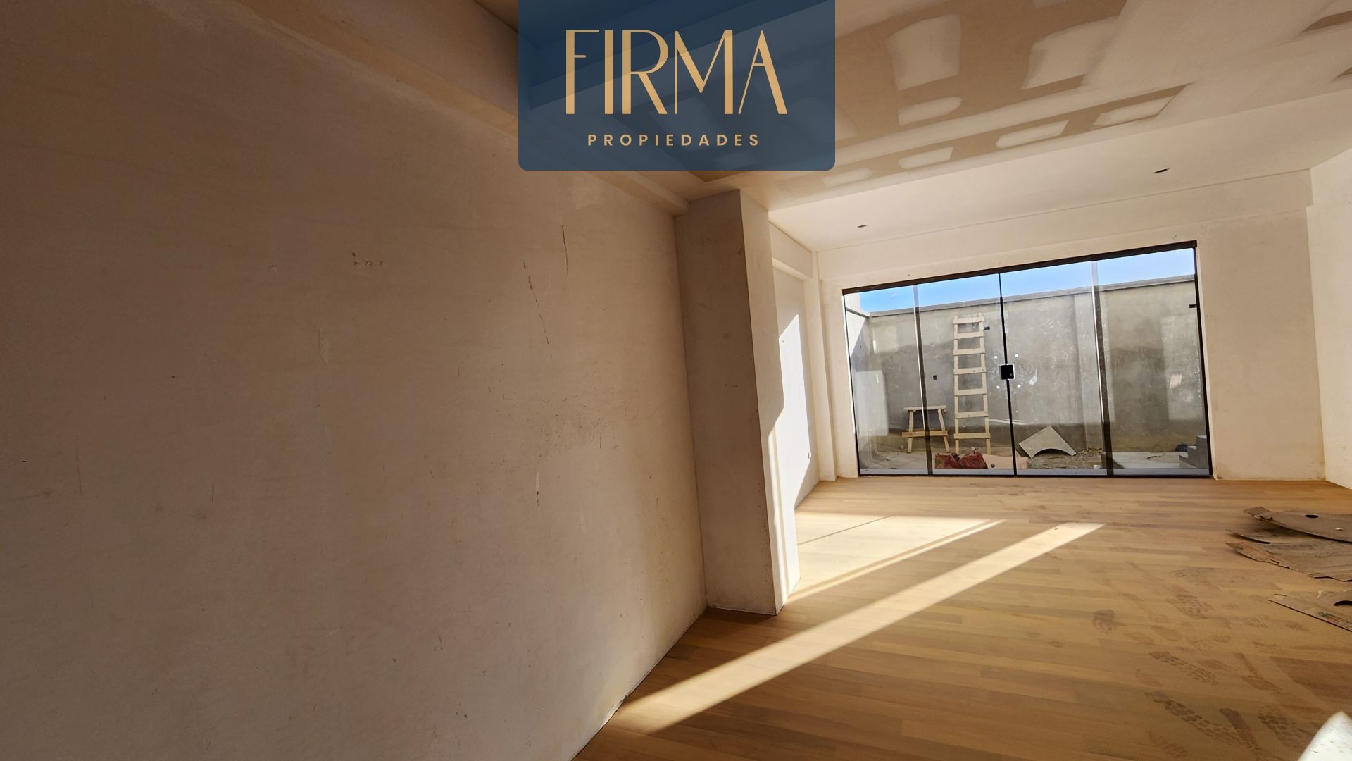 Casa en Achumani en La Paz 4 dormitorios 5 baños 2 parqueos Foto 8