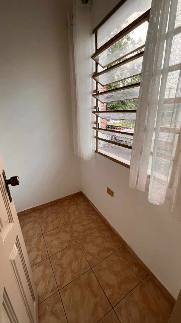 Casa en AlquilerCanal Isuto (Av. La Salle) C/ Claudio Peñaranda  3 dormitorios 4 baños 1 parqueos Foto 14