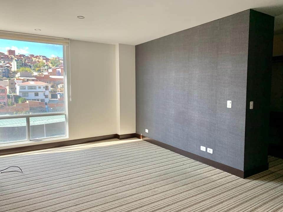 Departamento en VentaFinal Costanera de Calacoto 3 dormitorios 4 baños 2 parqueos Foto 11