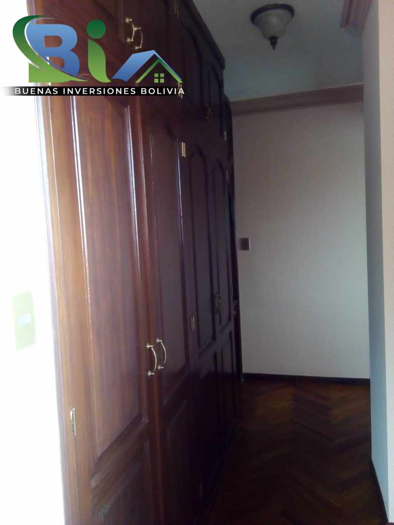 En Alquiler a $us 1,280 Foto 6