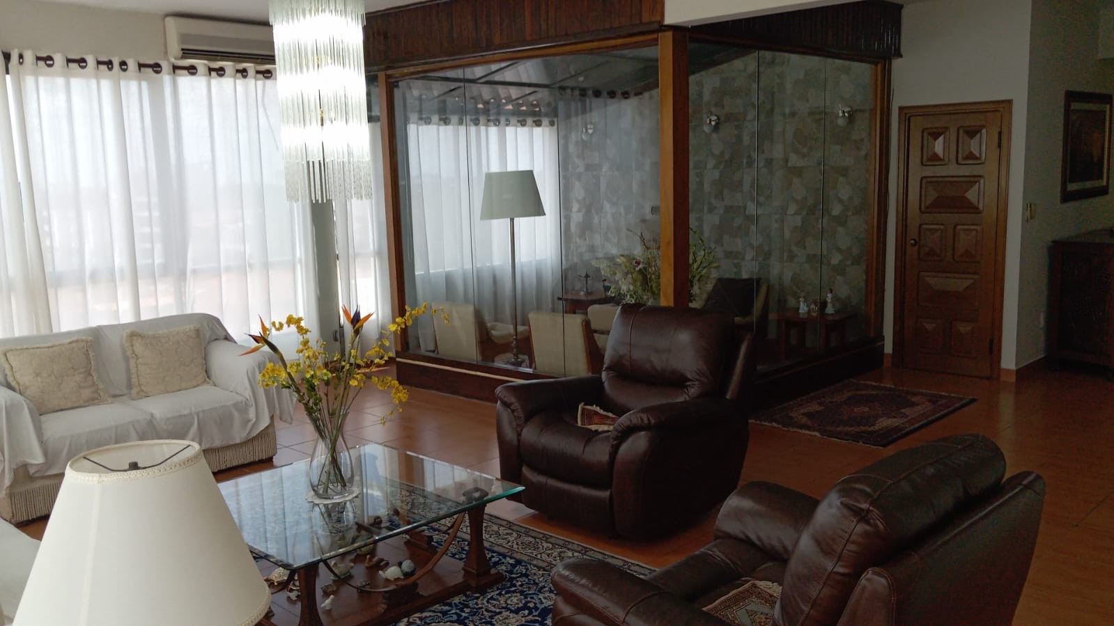 Departamento Av Irala Zona Sur Foto 1