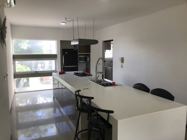 Departamento Torre Norte Suant, sobre Av. Isuto, 2do. y 3er. Anillo [Equipetrol] Foto 4