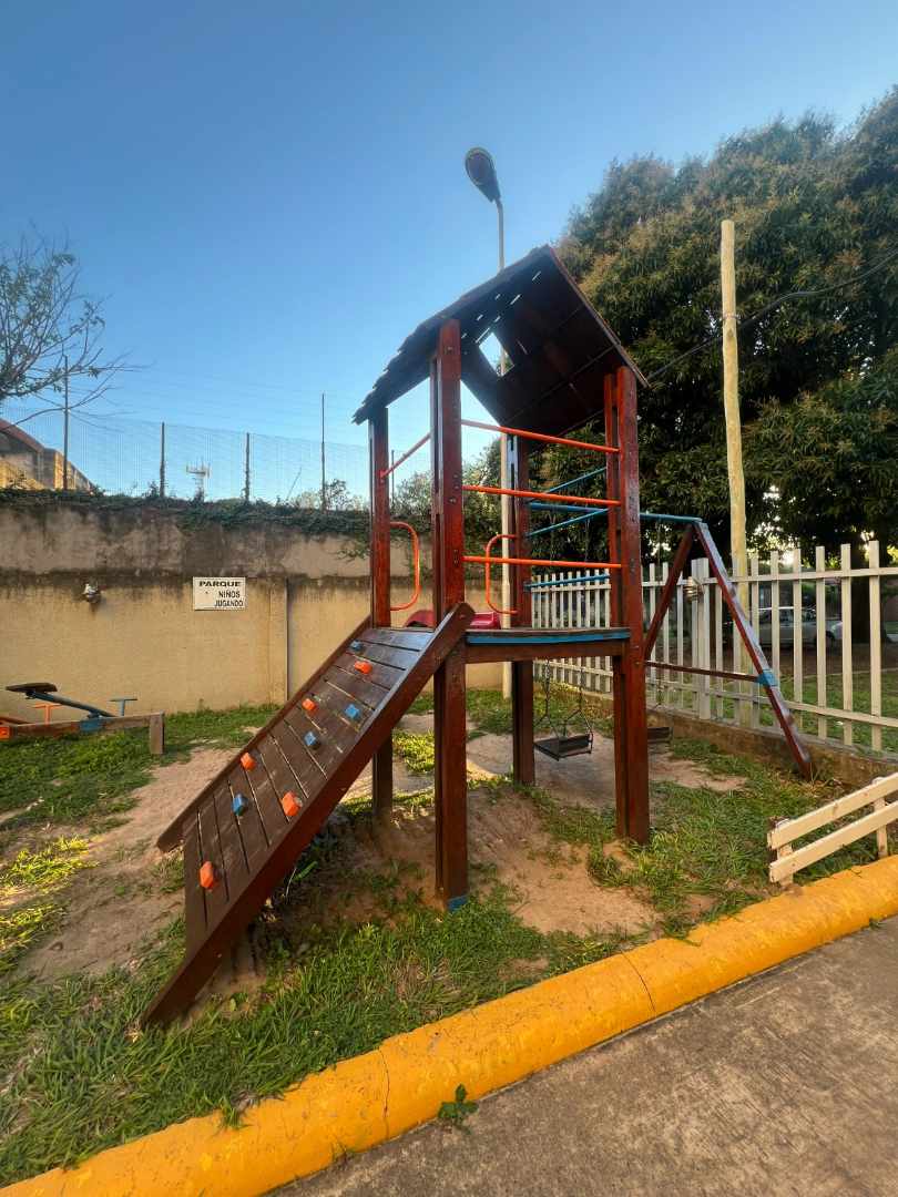 Departamento Doble Vía a La Guardia entre 5to y 6to anillo Foto 9