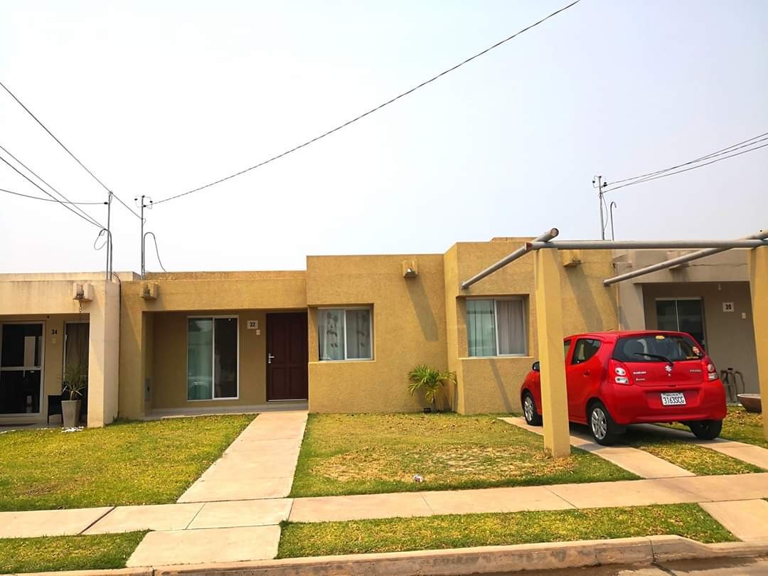 Casa en AlquilerZONA NORTE COND. SEVILLA BOSQUE 3 dormitorios 2 baños 1 parqueos Foto 1