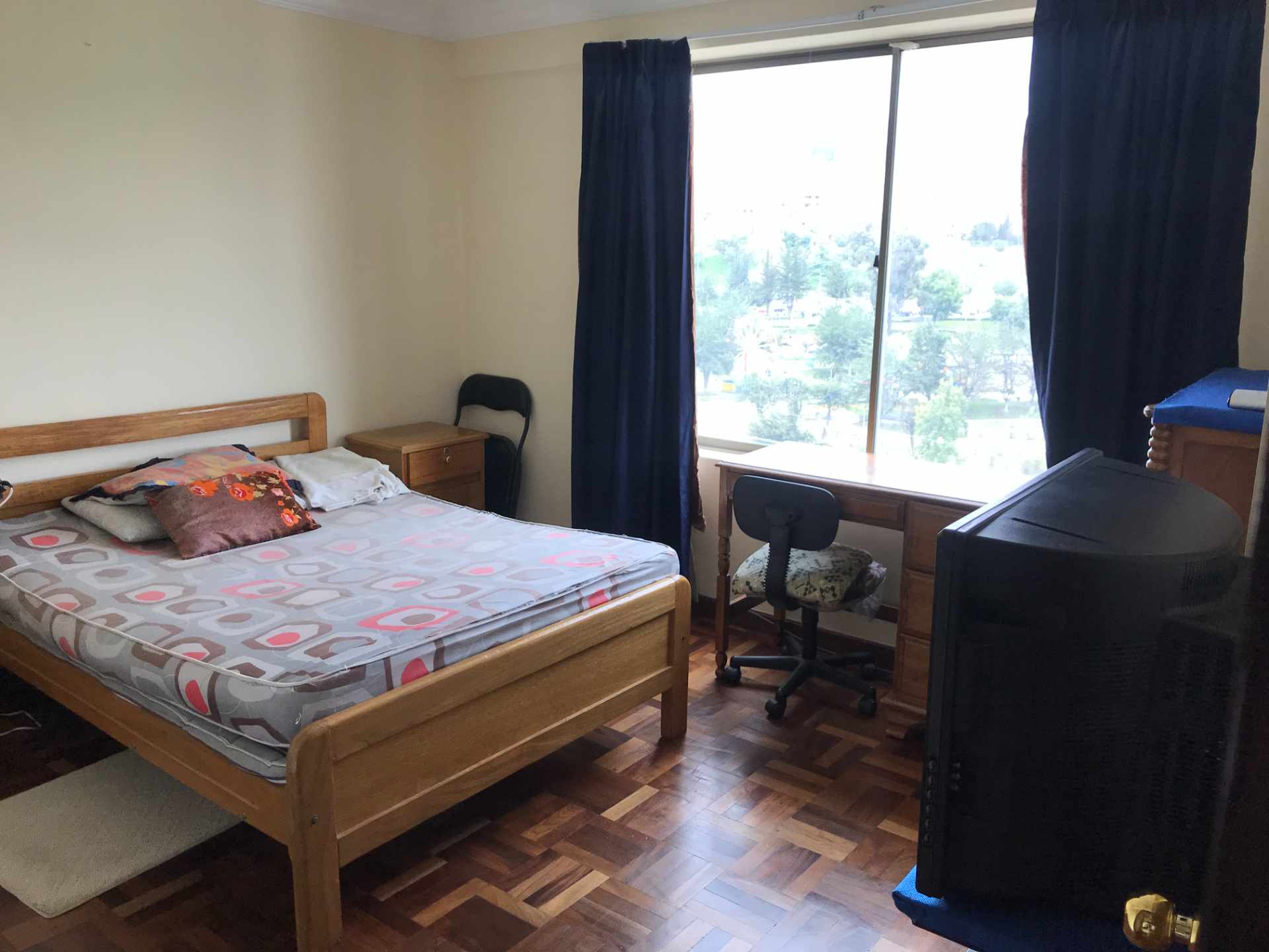 Departamento Edificio Alcázar, Torre Granada, Calle Federico Suazo esq. Batallón Colorados. A una cuadra de la Plaza del Estudiante/Prado. Foto 11