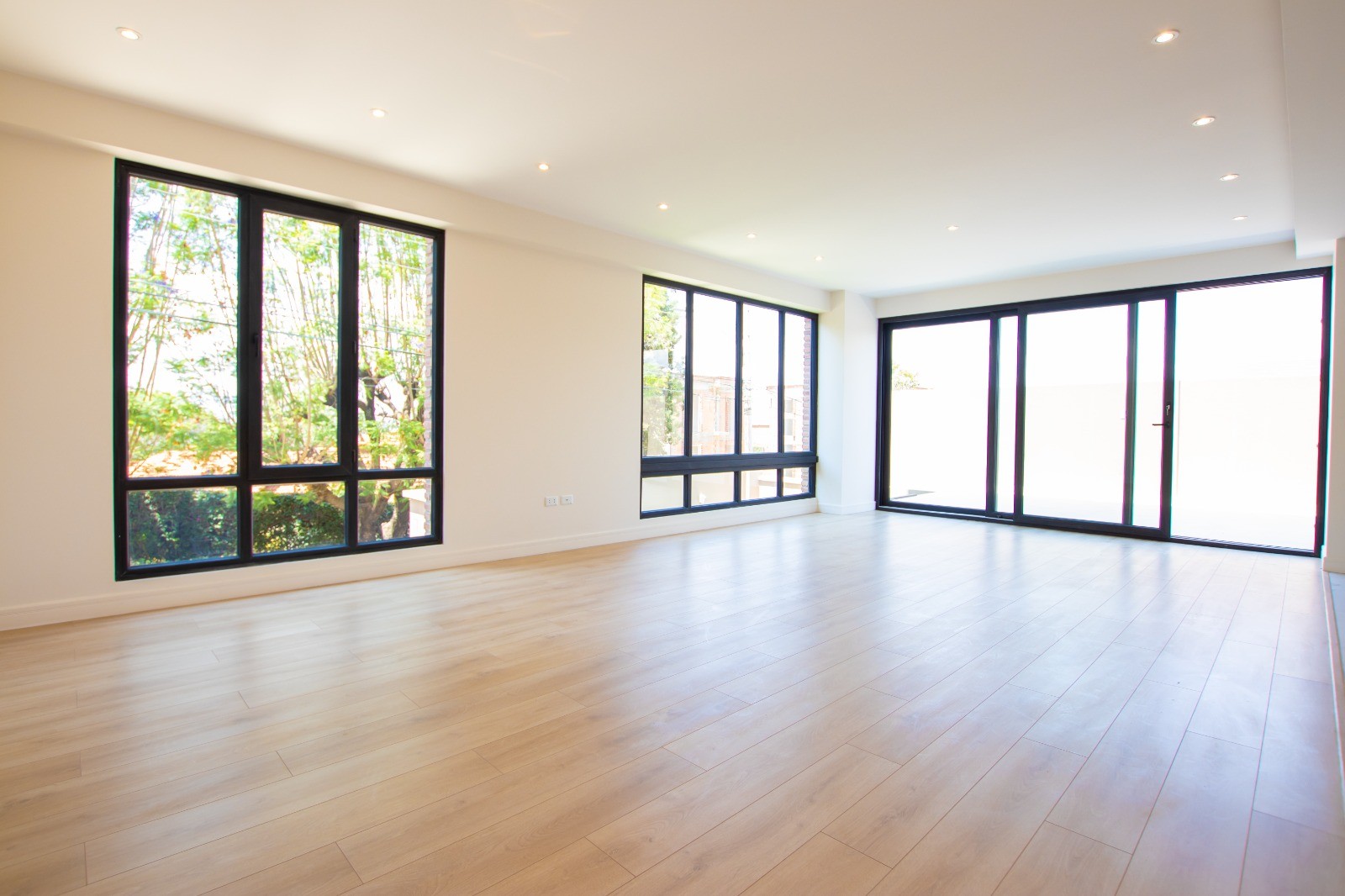 Casa en VentaC.Higuera entre Flor de Lima y Azhar, Z. Tupuraya Foto 3