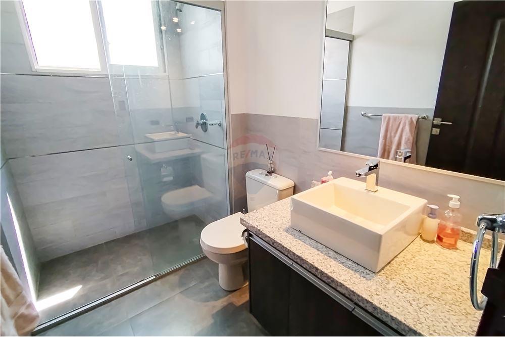 En Venta a $us 210,000 Foto 22