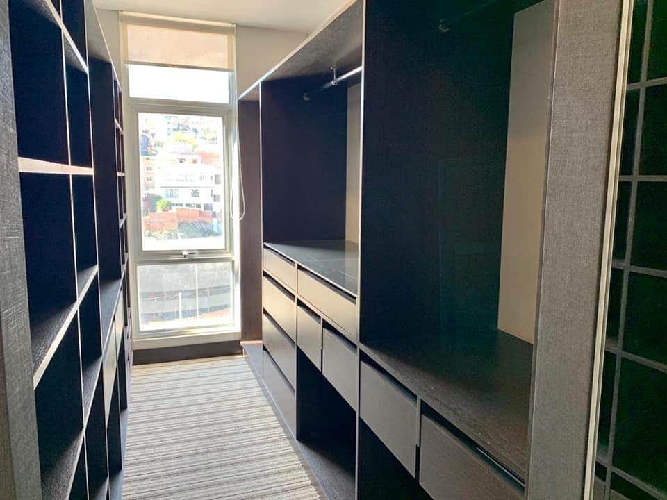 Departamento en VentaFinal Costanera de Calacoto 3 dormitorios 4 baños 2 parqueos Foto 4