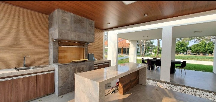 Casa En El Urubo Casa en Venta o en Alquiler  Foto 8