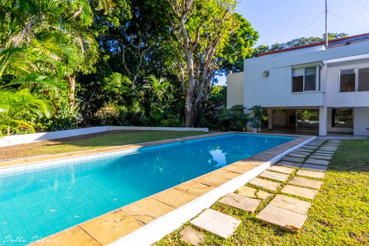 Casa en AlquilerCASA EN ALQUILER

